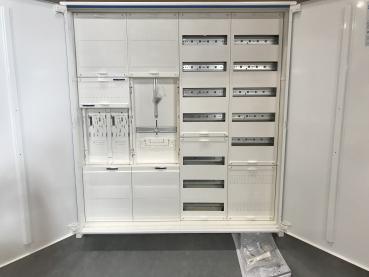 Hager Zählerschrank 2x eHZ Zählerfeld + 1x 3.HZ-TSG-Feld + 1x Verteilerfeld + 1xVerteilerfeld 5-reihig 1100mm mit APZ-Raum ZB34S (inkl. Datenschnittstelle und RJ45-Buchse)